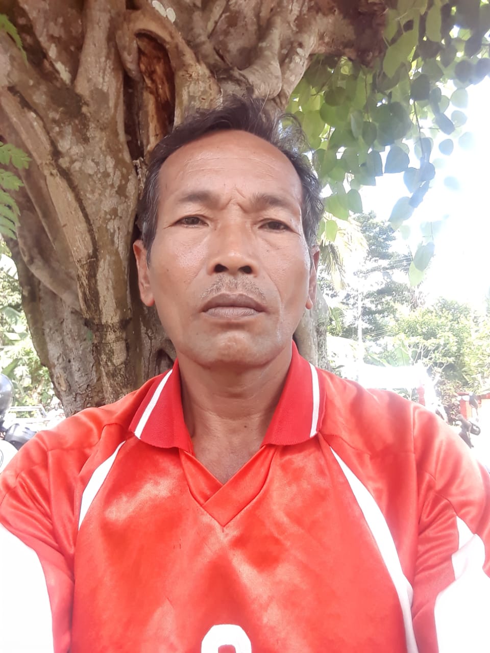 <center>GURU OLAHRAGA<br>I WAYAN YASA, S.Pd </center>
